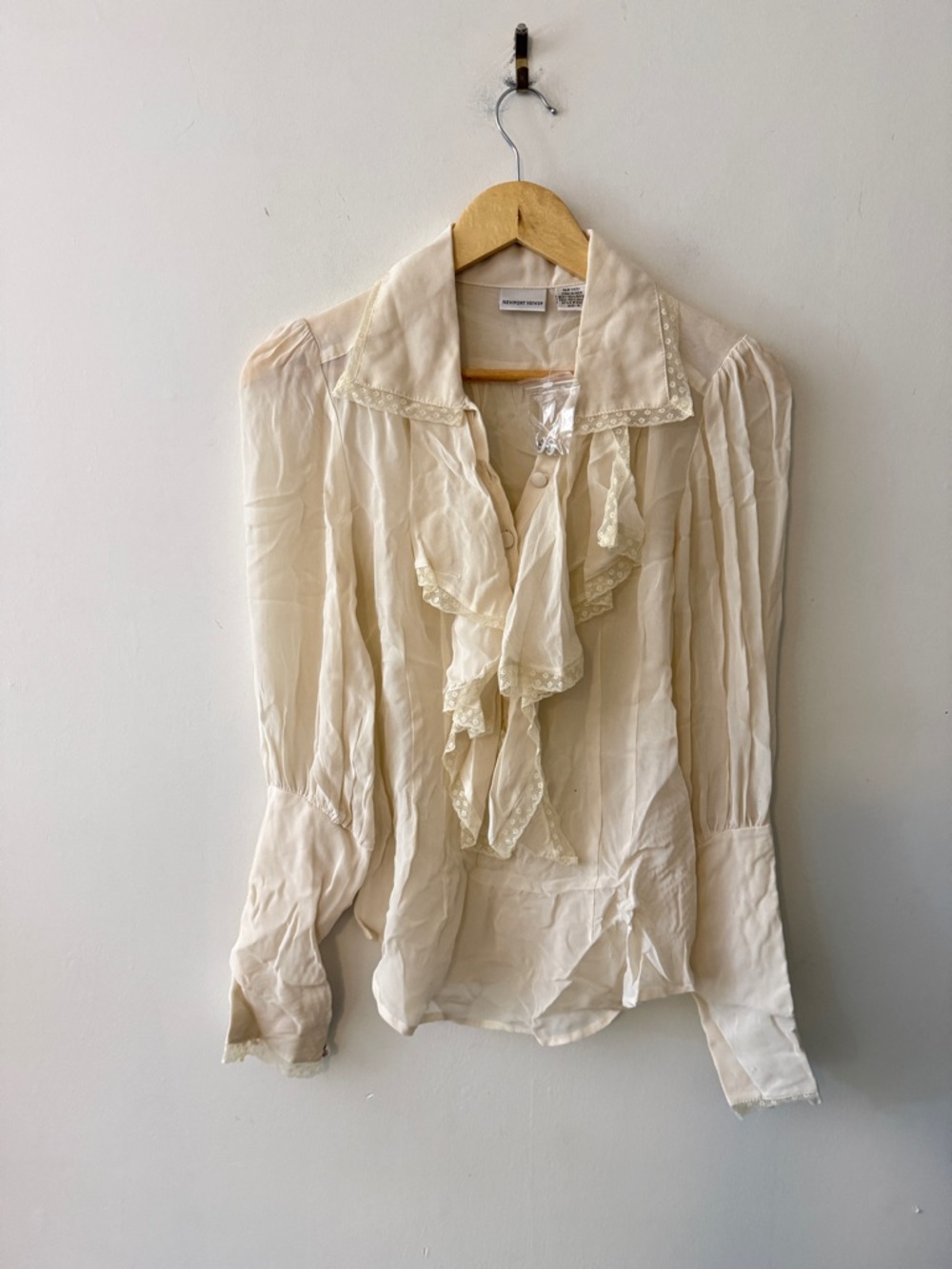 vintage Newport News Ivory Ruffle Tie-Front Blouse
